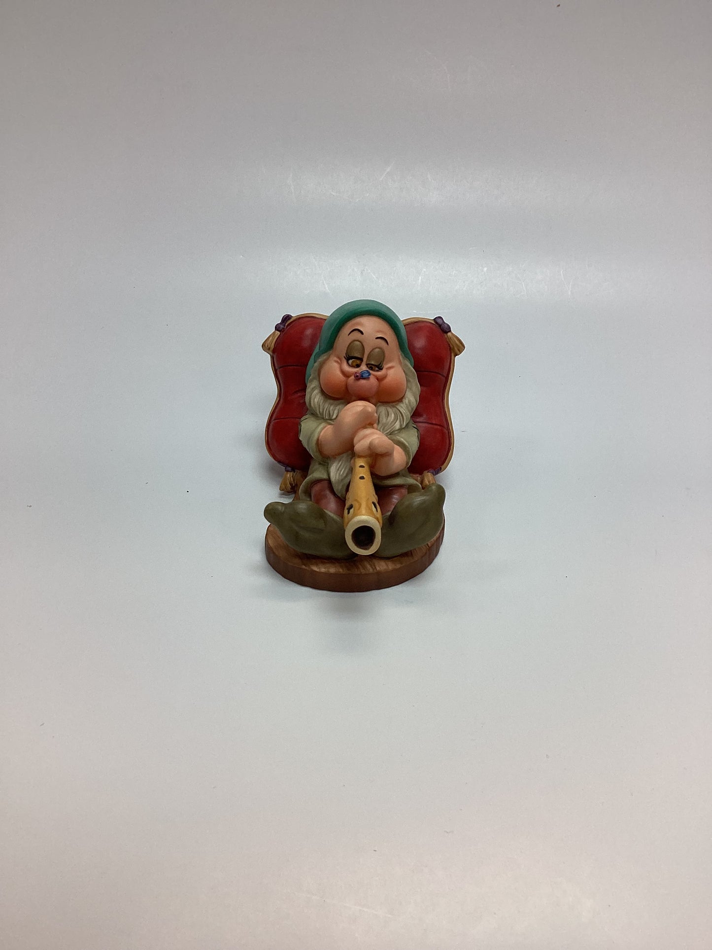 Walt Disney Classic Collections “Zzzzzzz” Sleepy Figurine