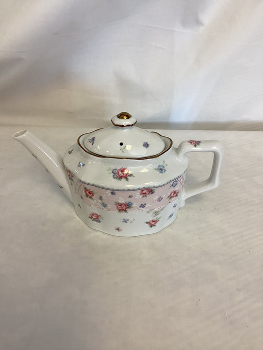 Andrea by Sadek "Petit Rose" Teapot