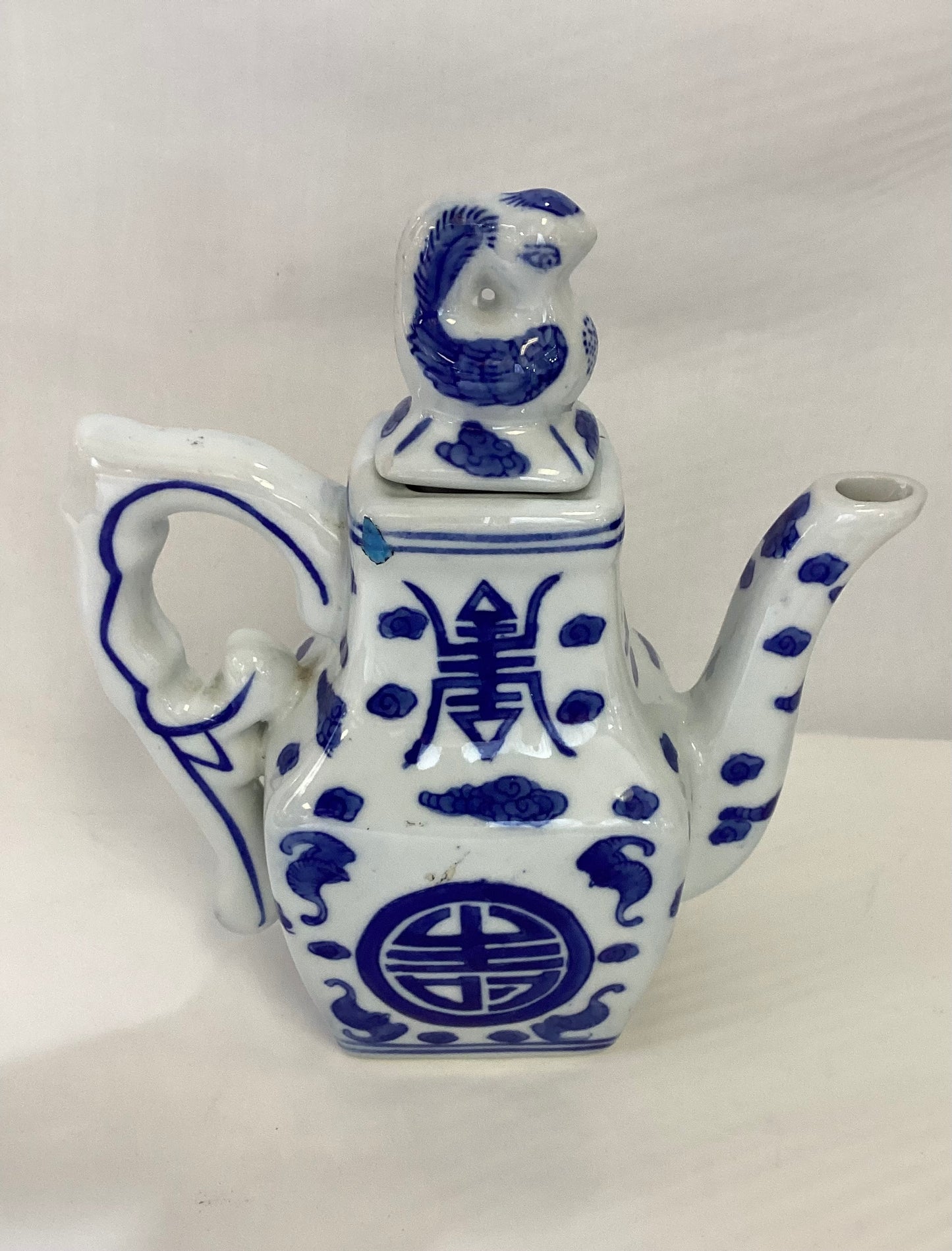 Asian  lue & White Teapot