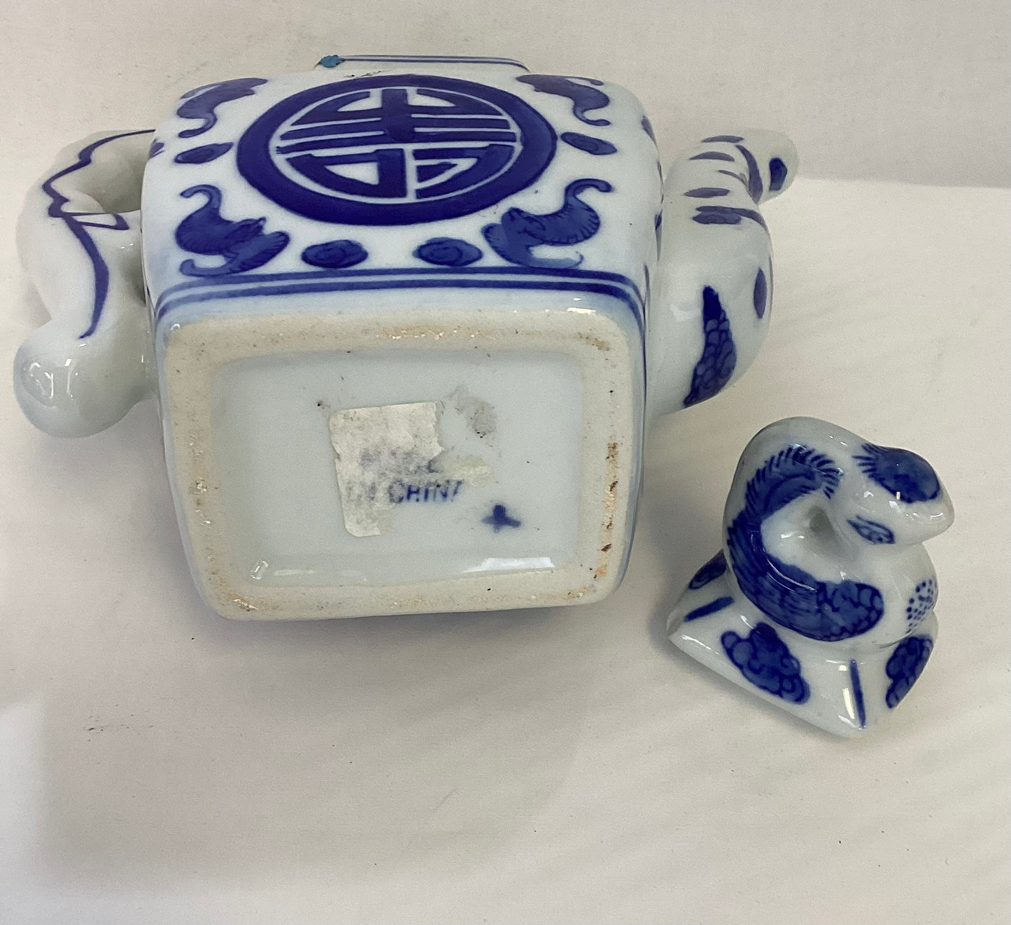 Asian  lue & White Teapot