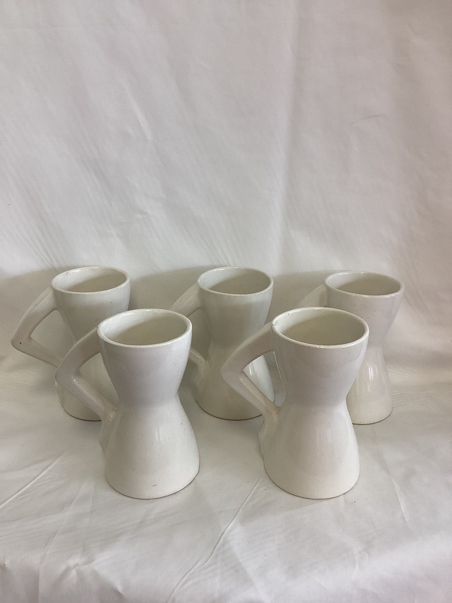 Hand oh Hip  Set of 5 Pick Me Up Mugs