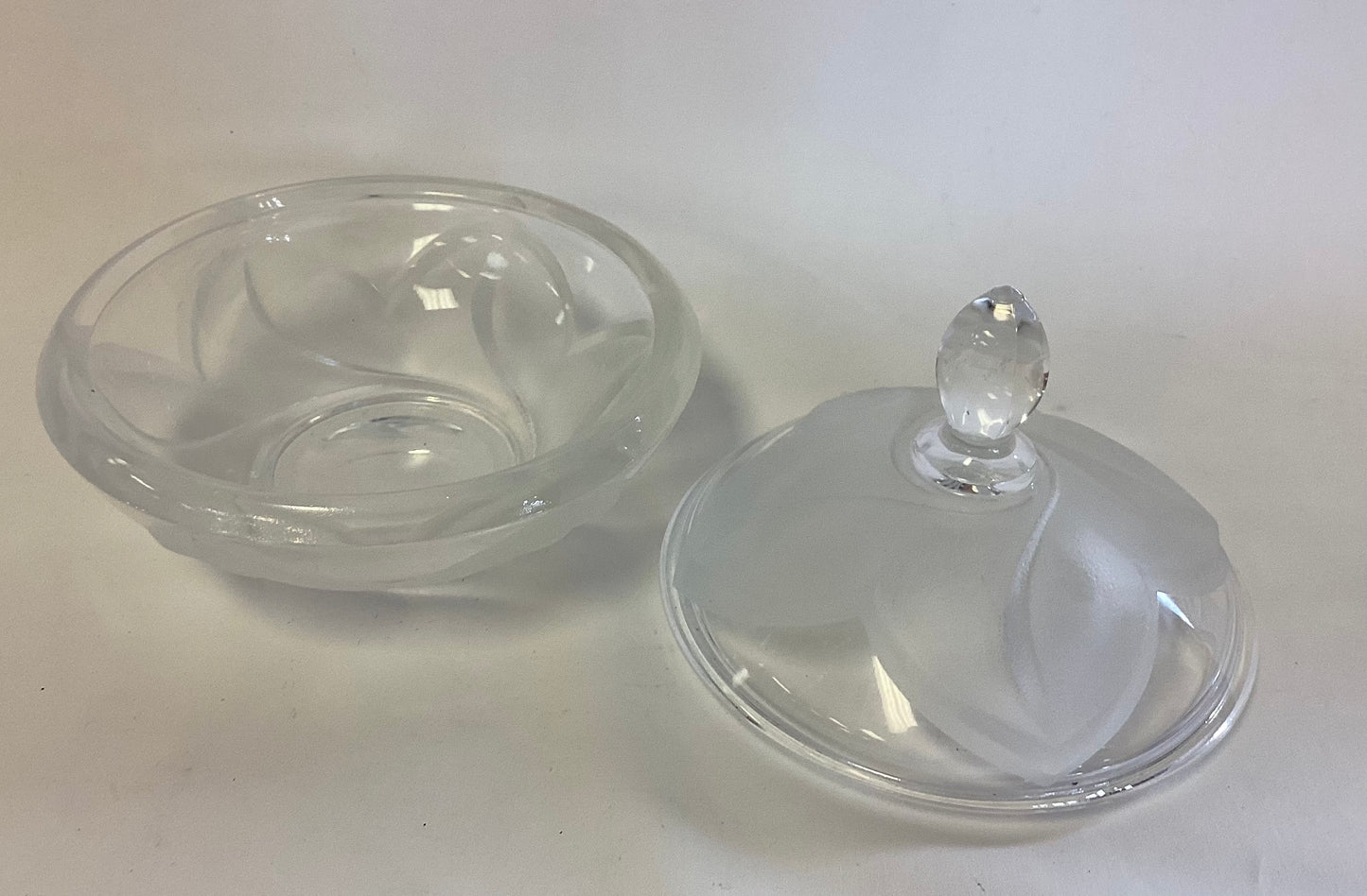 Glass Petal  Candy Dish with Lid