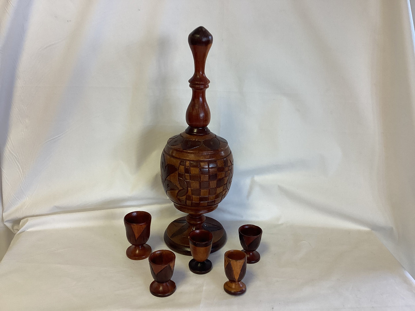 Belize Wood Decanter w/cups