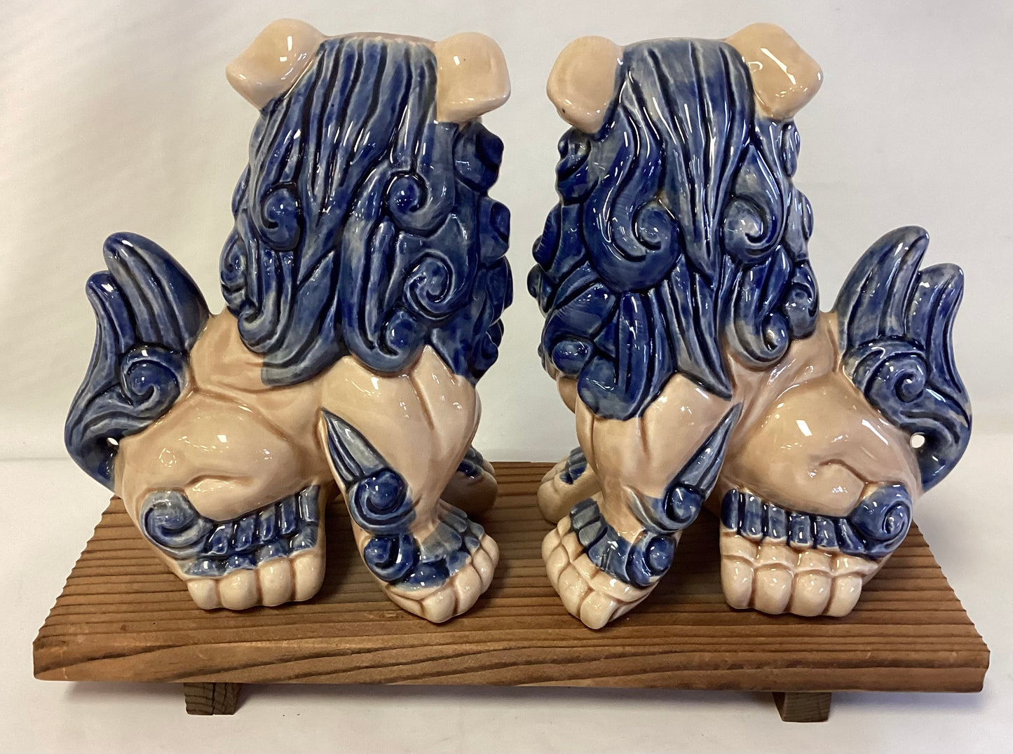 Foo Dogs on Plank - vintage