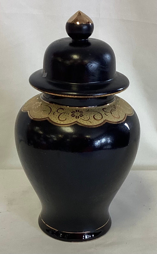 Black & Gold Japanese Urn w/lid