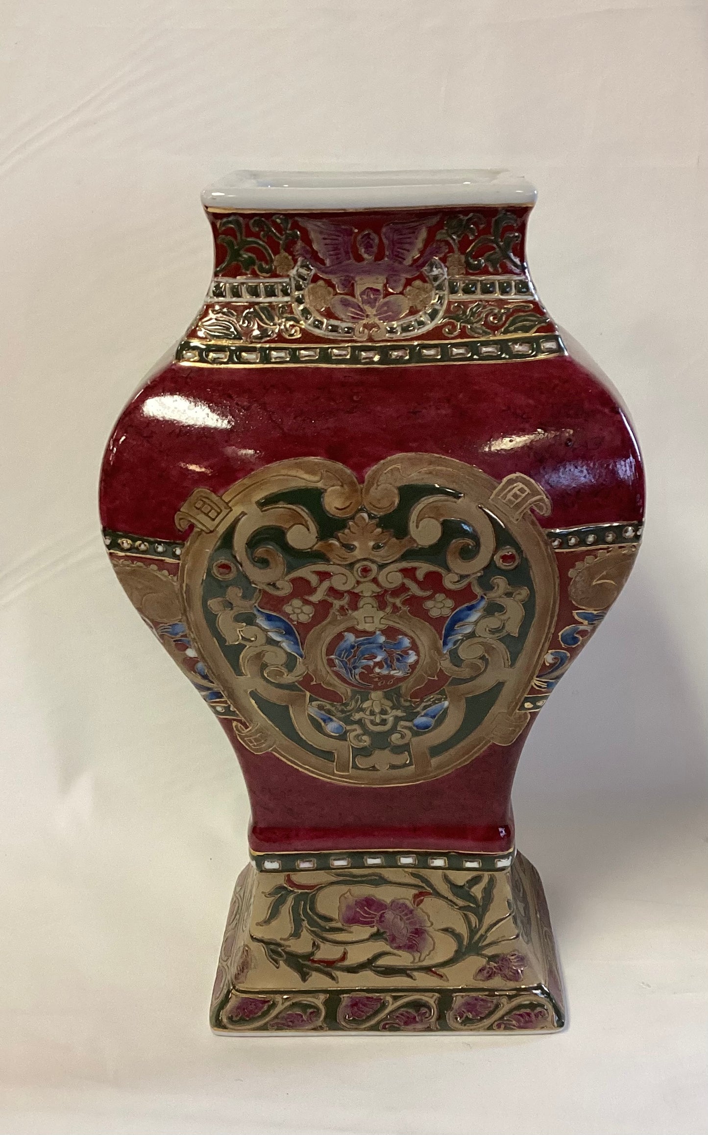 Vintage Asian Urn with Reds