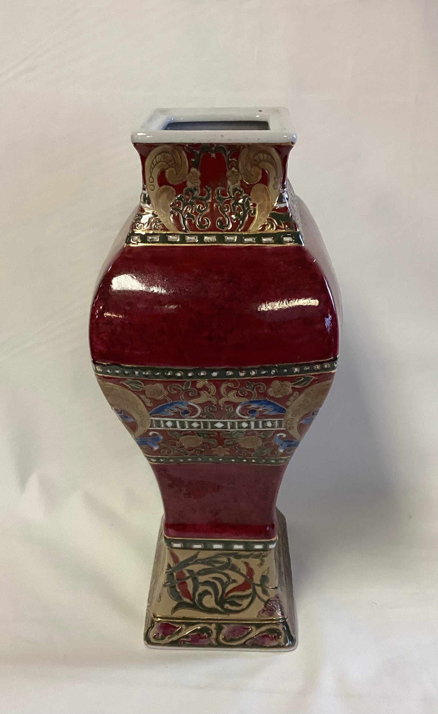 Vintage Asian Urn with Reds