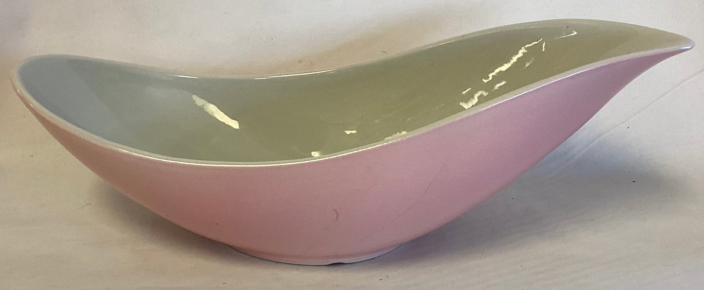 Hull 152 Vintage Gravy Bowl