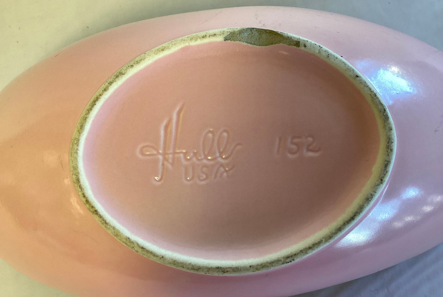 Hull 152 Vintage Gravy Bowl