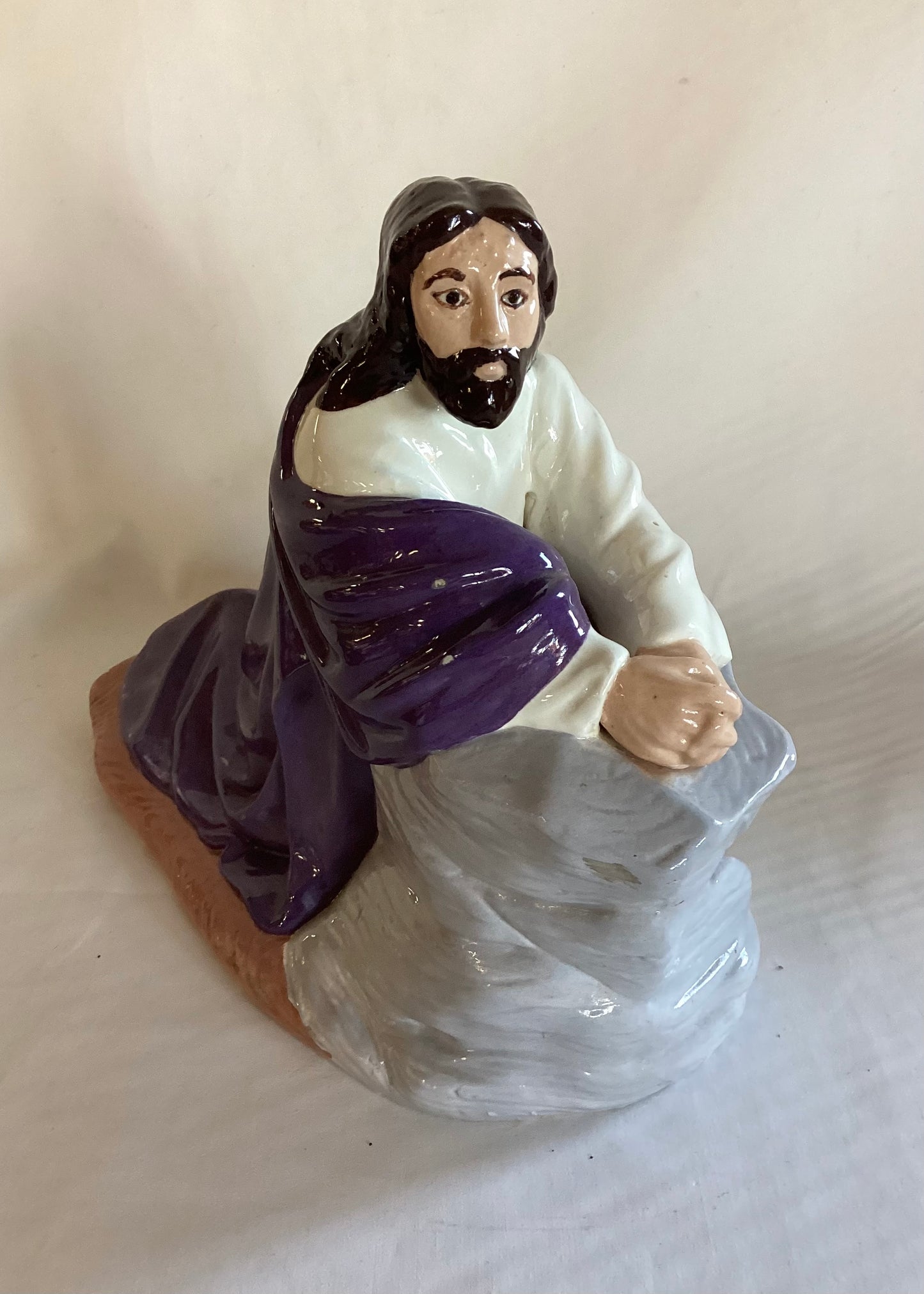 Vtg. Ceramic Jesus Praying