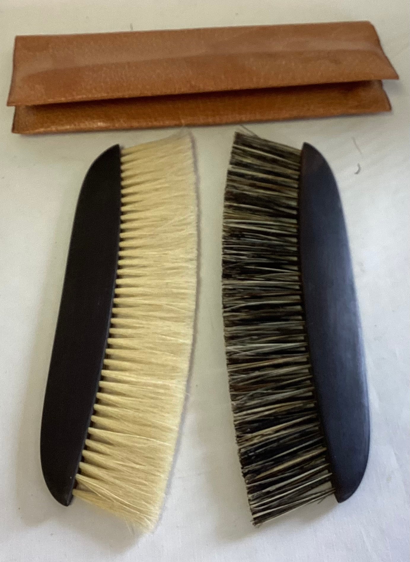 Travelers Valet Bristle Clothes Brushes -vintage