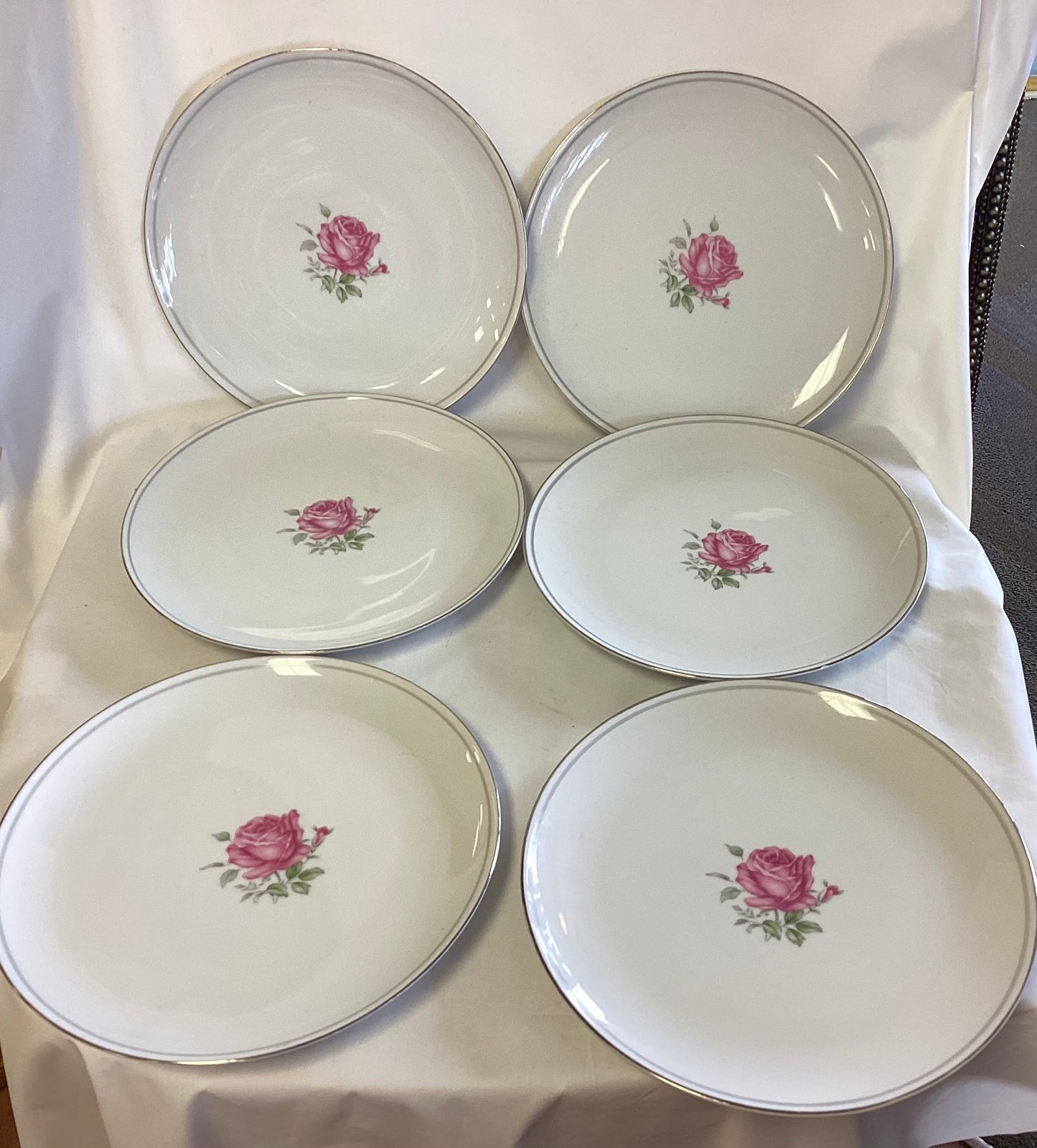 Imperial Rose - 6 piece Dinner Plates