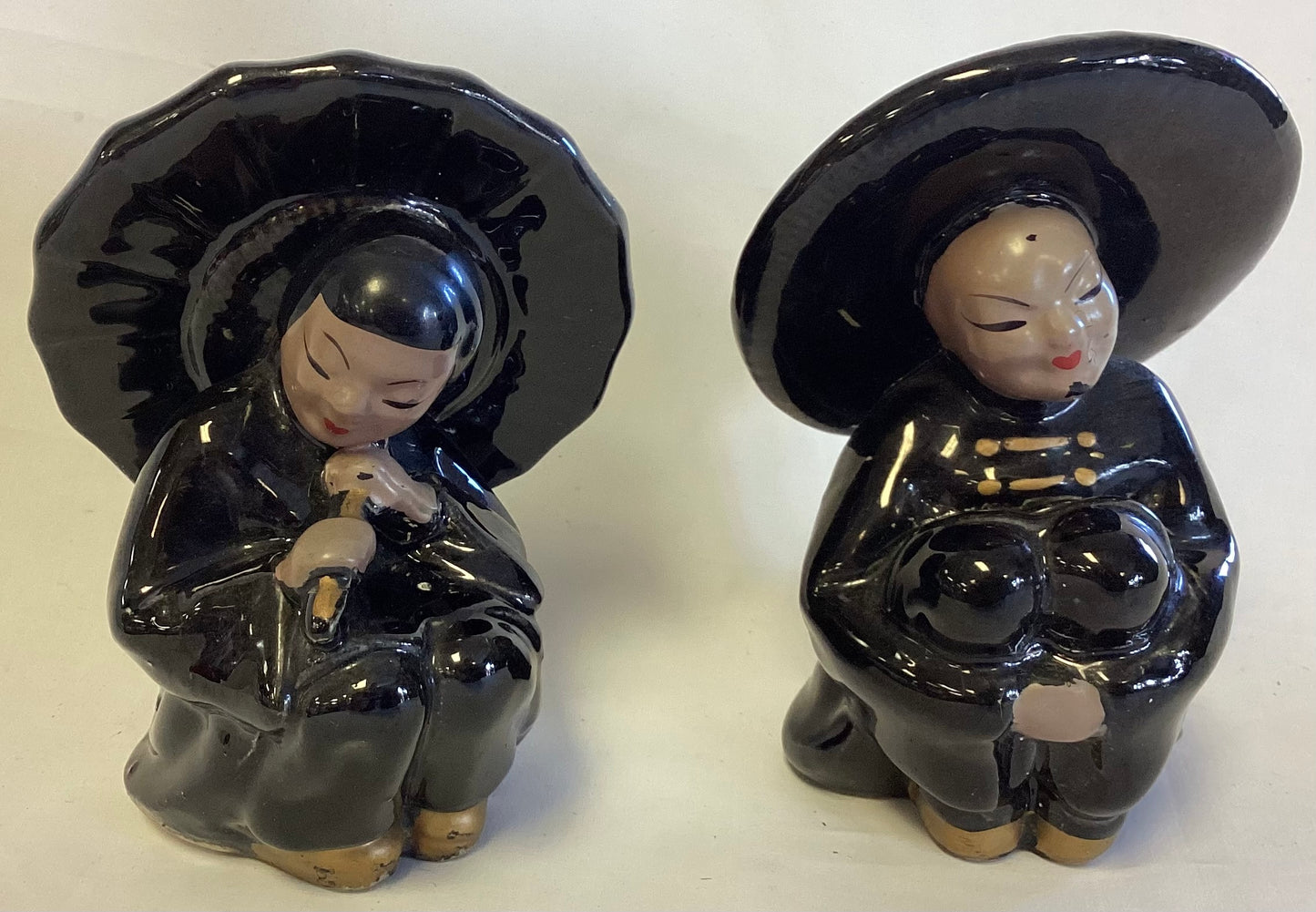 Asian Couple Figurines - set of 2