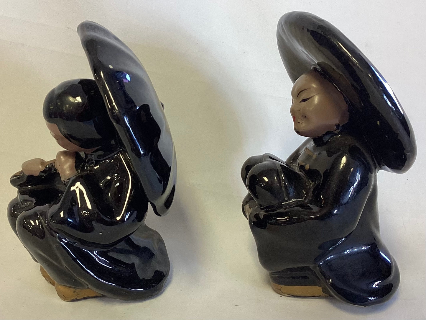 Asian Couple Figurines - set of 2