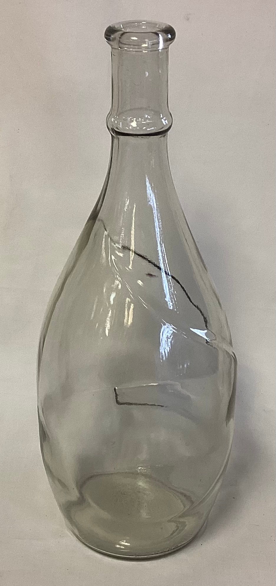 Clear Glass Bottle Swirl design